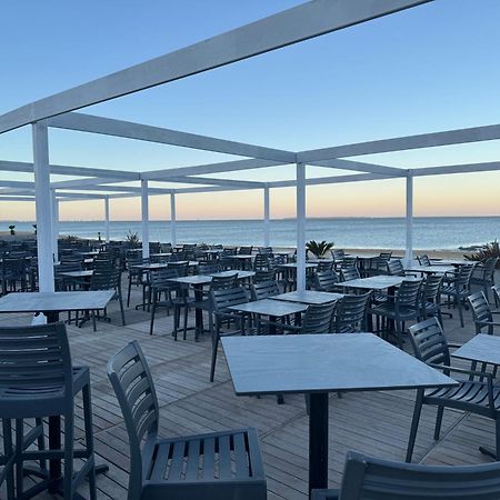 Acadie Saint Victor - Hotel Restaurant - Face Mer - Chatelaillon Plage Екстер'єр фото