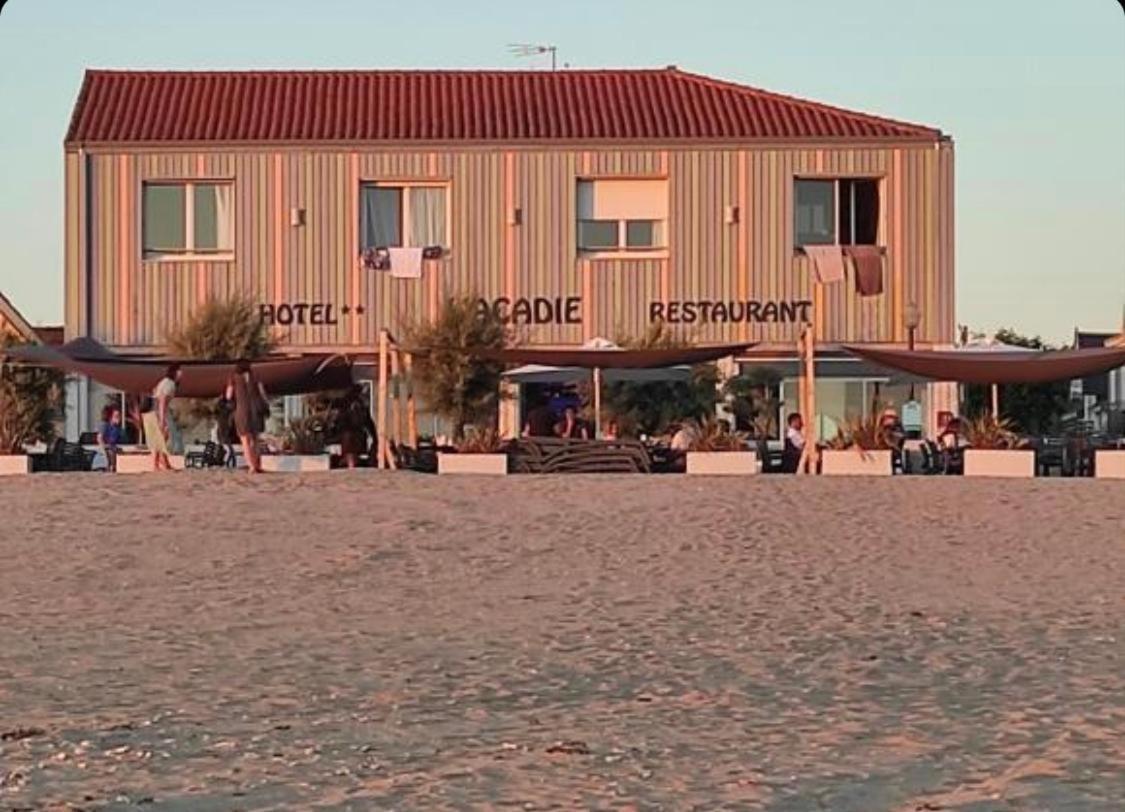 Acadie Saint Victor - Hotel Restaurant - Face Mer - Chatelaillon Plage Екстер'єр фото