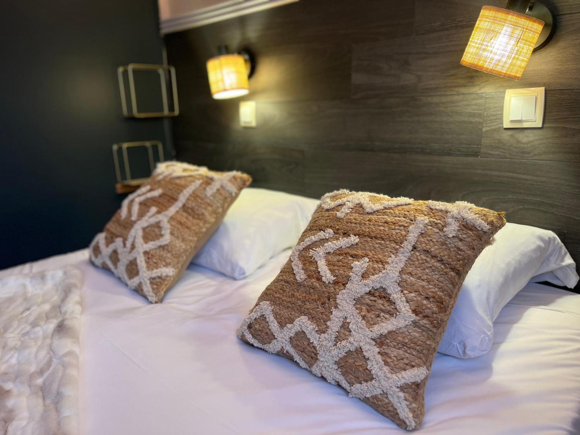 Acadie Saint Victor - Hotel Restaurant - Face Mer - Chatelaillon Plage Екстер'єр фото