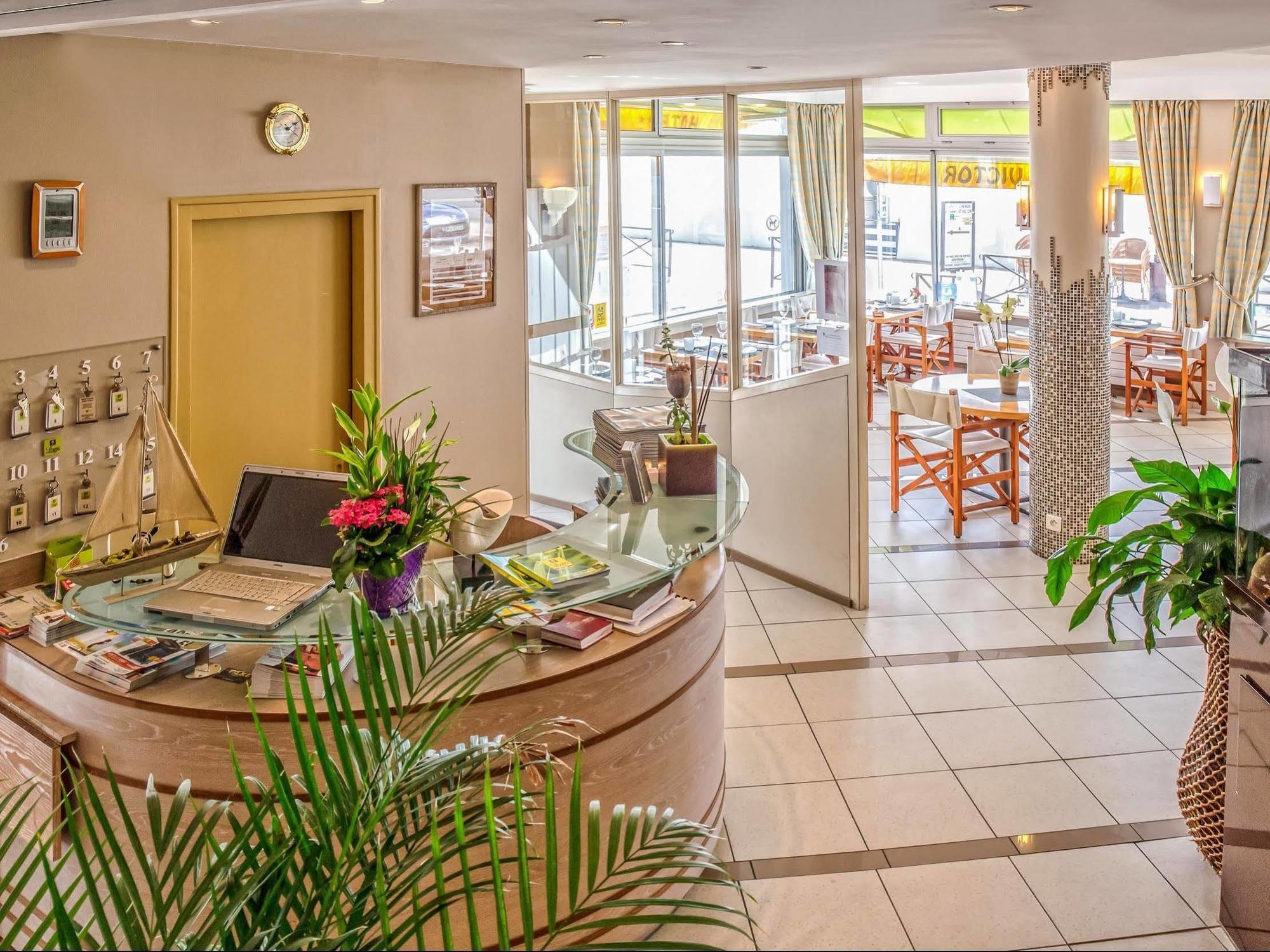Acadie Saint Victor - Hotel Restaurant - Face Mer - Chatelaillon Plage Екстер'єр фото