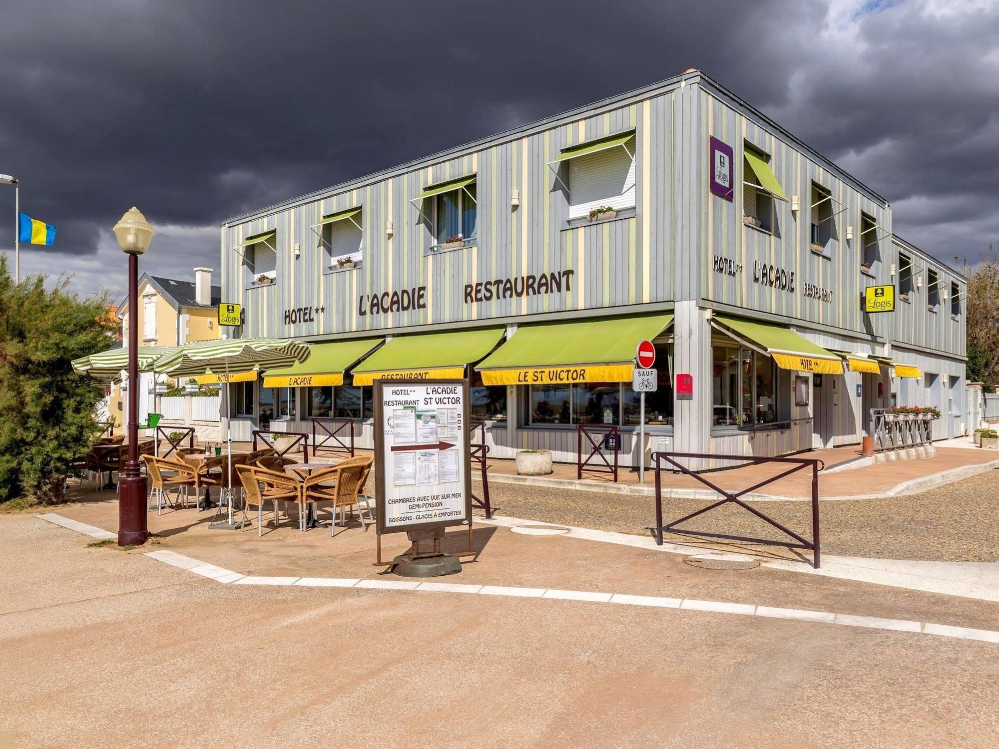 Acadie Saint Victor - Hotel Restaurant - Face Mer - Chatelaillon Plage Екстер'єр фото