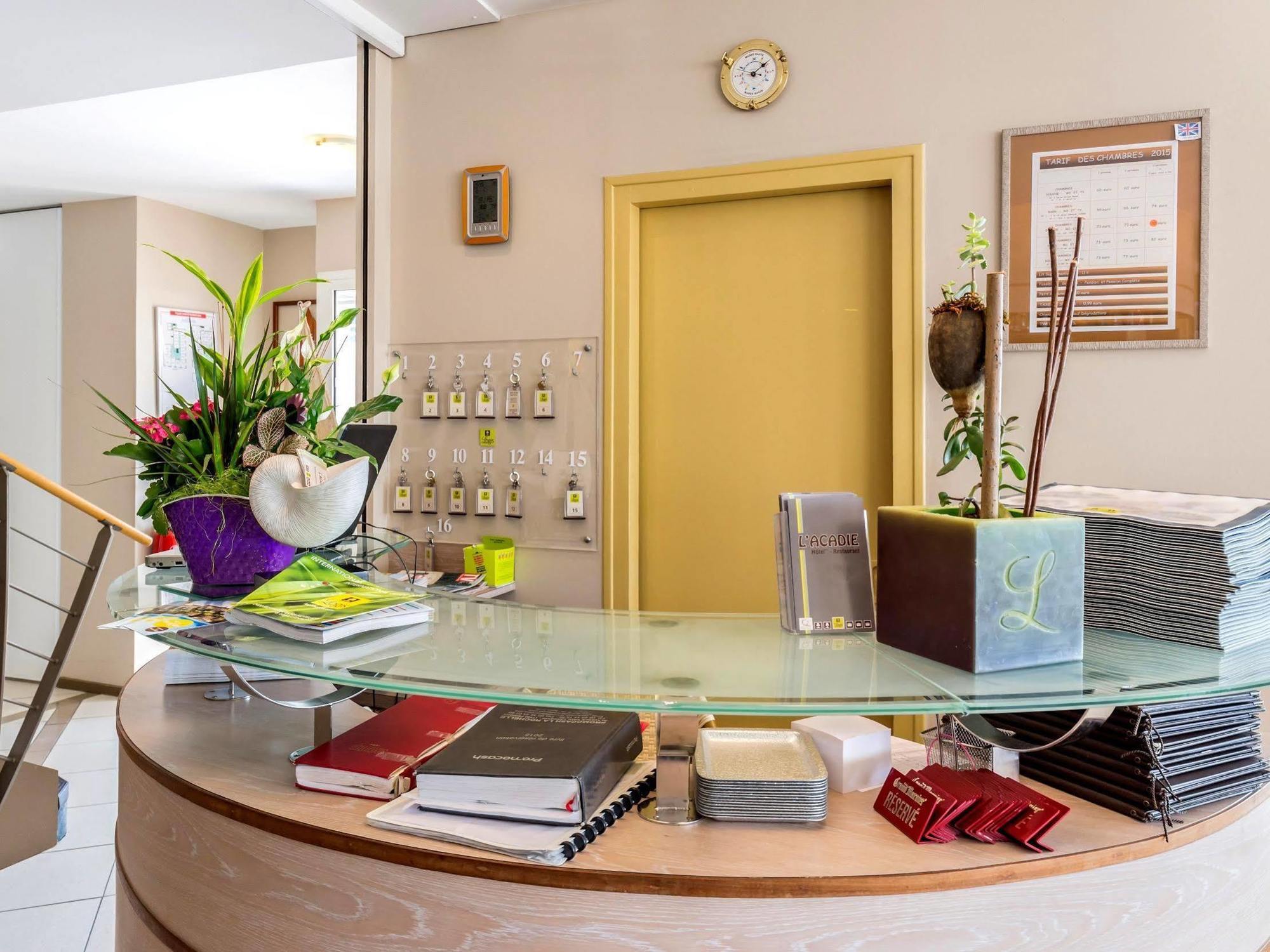 Acadie Saint Victor - Hotel Restaurant - Face Mer - Chatelaillon Plage Екстер'єр фото